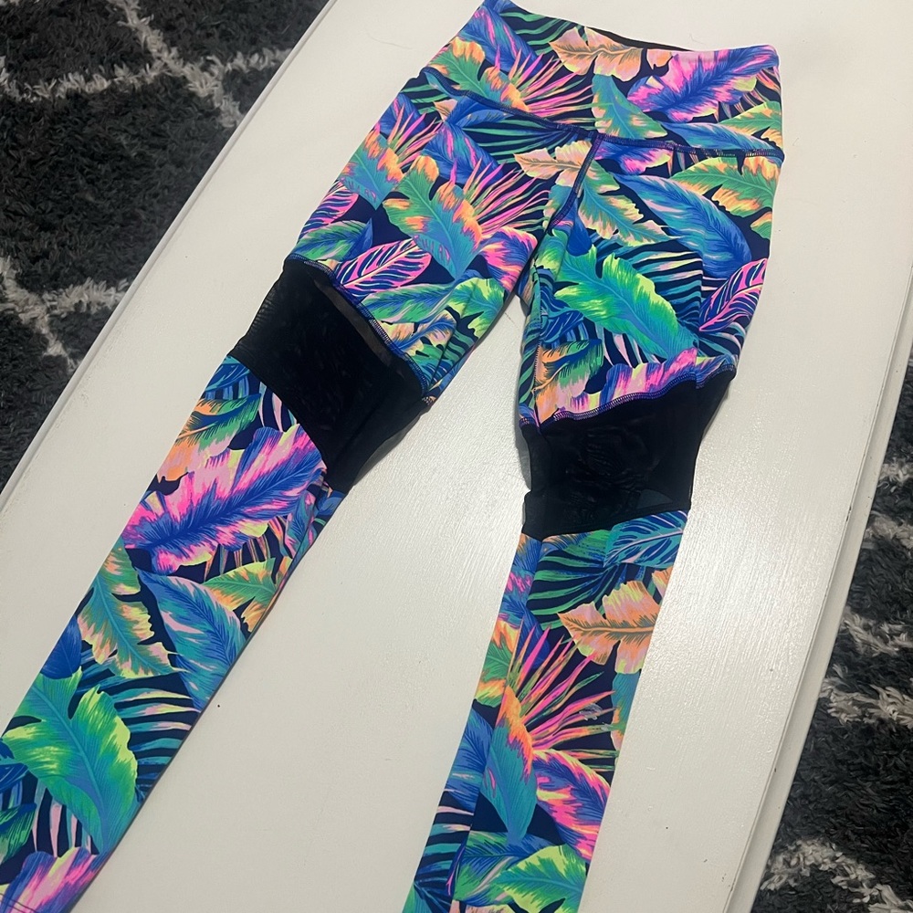 Vibrant - Neon Victoria Secret mesh leggings - Picture 1 of 5